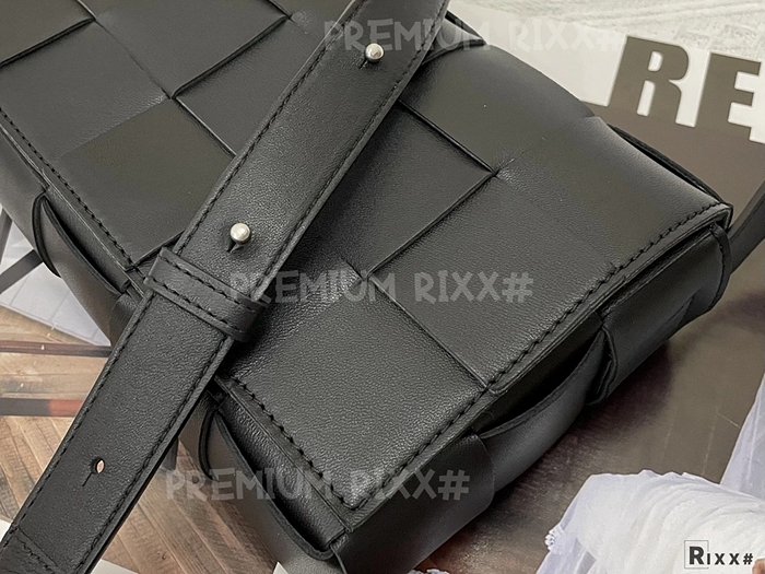 보테가 레플리카 인트레치아토 카세트백 578004 17