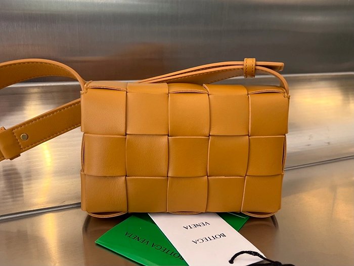 보테가베네타 스몰 카세트 큐브백 레플리카 미러급 SA급 S급 고퀄리티 가방 크로스백 [남성여성공용] 최상급 하이엔드 - best 23