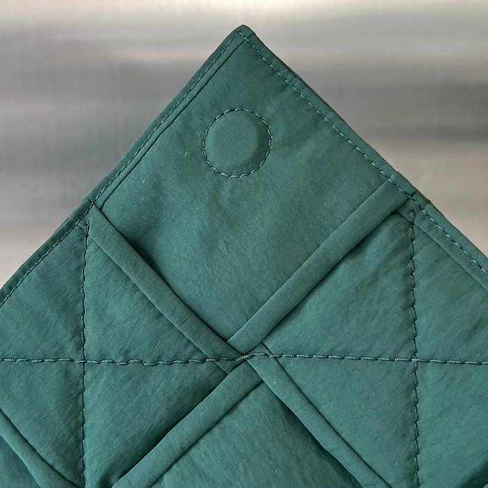 보테가베네타 스몰 패디드 테크 카세트백 레플리카 미러급 SA급 S급 고퀄리티 가방 숄더백 크로스백 [남성여성공용] - best 25