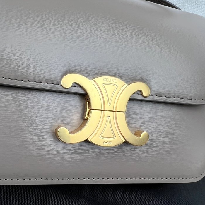 셀린느 레플리카 샤이니 카프스킨 틴 트리오페 백 188423BF4 27