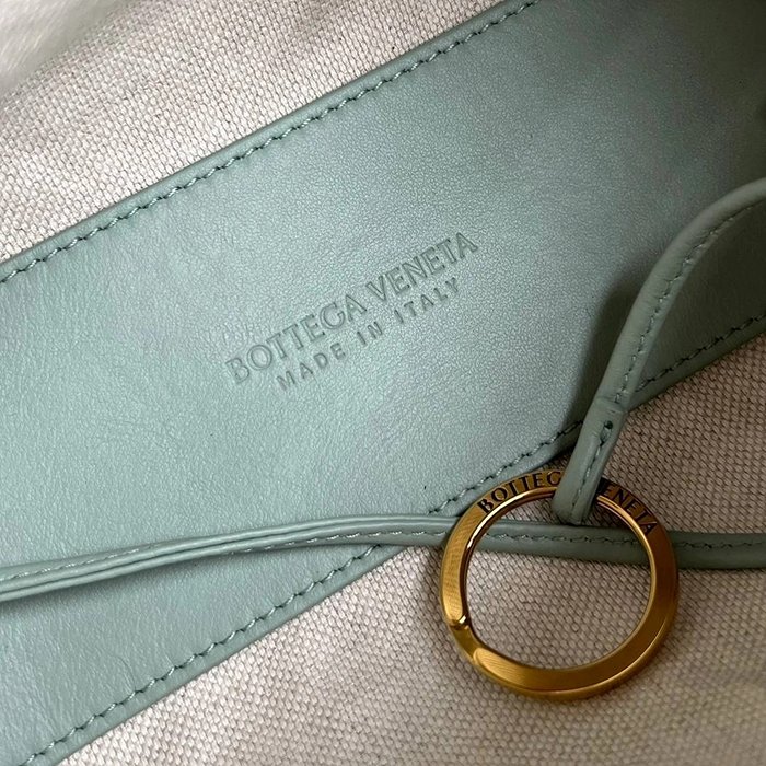 보테가베네타 스몰 루프 크로스백 레플리카 미러급 SA급 S급 고퀄리티 가방  [여성] 28
