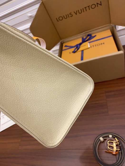 루이비통 M45659 온더고 PM백 (6COLOR) 레플리카 미러급 SA급 S급 고퀄리티 가방 토트백 핸드백 크로스백 [여성] - best 28