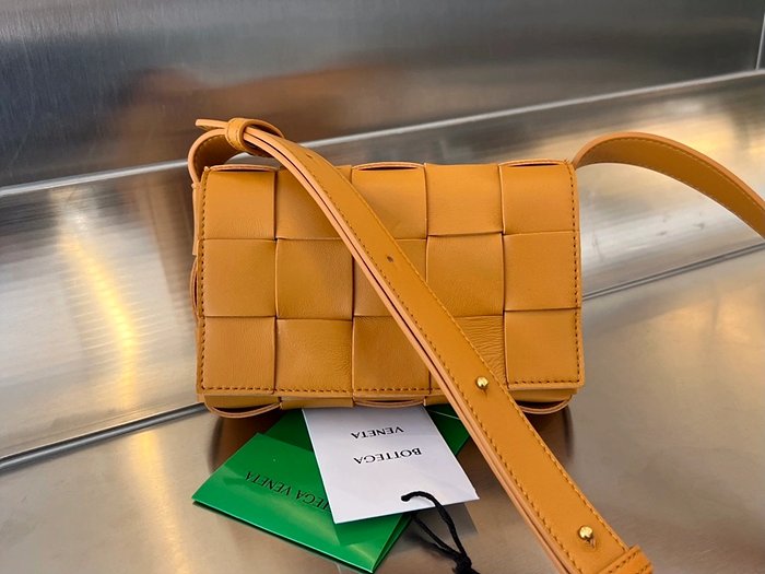 보테가베네타 스몰 카세트 큐브백 레플리카 미러급 SA급 S급 고퀄리티 가방 크로스백 [남성여성공용] 최상급 하이엔드 - best 29