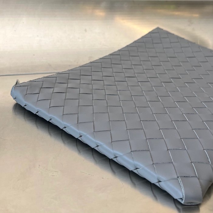 보테가베네타 하프 지퍼 파우치 클러치백 (10COLOR) 레플리카 미러급 SA급 S급 고퀄리티  [남성여성공용] - best 34