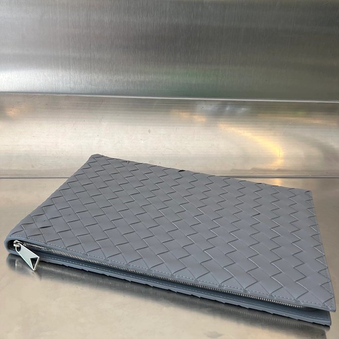 보테가베네타 하프 지퍼 파우치 클러치백 (10COLOR) 레플리카 미러급 SA급 S급 고퀄리티  [남성여성공용] - best 35