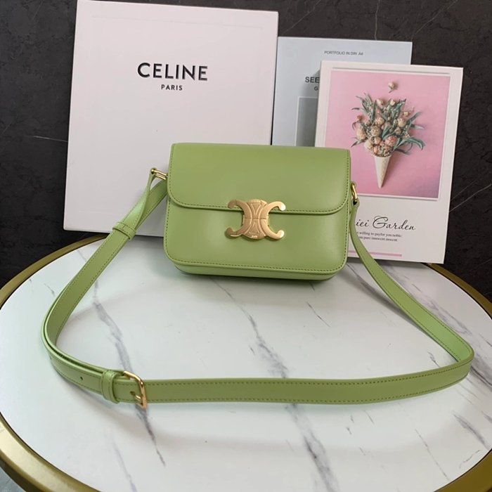 셀린느 레플리카 샤이니 카프스킨 틴 트리오페 백 188423BF4 38