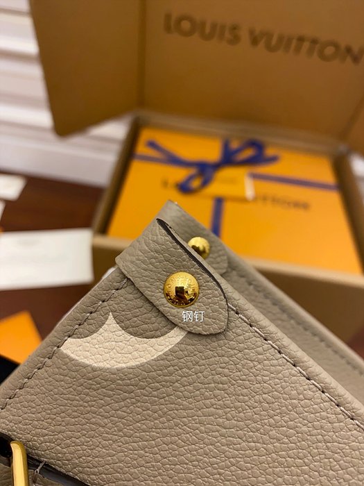 루이비통 M45659 온더고 PM백 (6COLOR) 레플리카 미러급 SA급 S급 고퀄리티 가방 토트백 핸드백 크로스백 [여성] - best 37