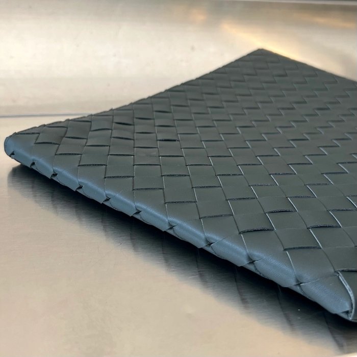 보테가베네타 하프 지퍼 파우치 클러치백 (10COLOR) 레플리카 미러급 SA급 S급 고퀄리티  [남성여성공용] - best 48