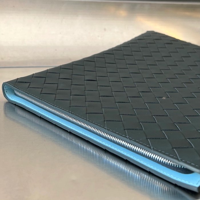 보테가베네타 하프 지퍼 파우치 클러치백 (10COLOR) 레플리카 미러급 SA급 S급 고퀄리티  [남성여성공용] - best 52