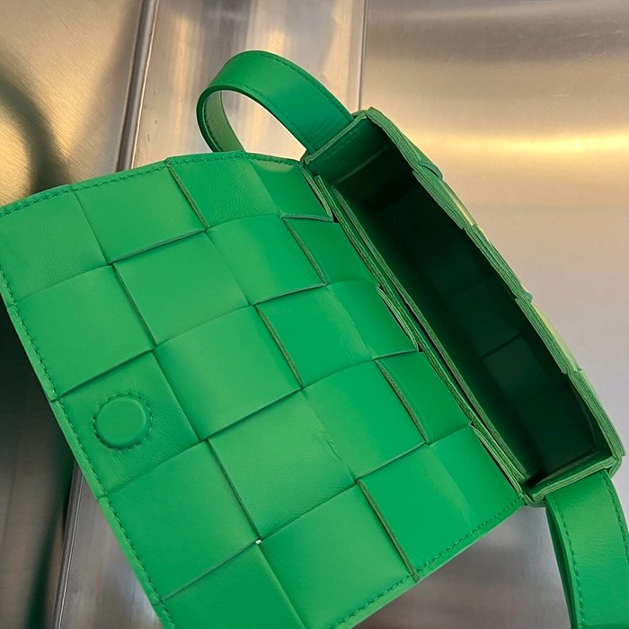 보테가베네타 스몰 카세트 큐브백 레플리카 미러급 SA급 S급 고퀄리티 가방 크로스백 [남성여성공용] 최상급 하이엔드 - best 56