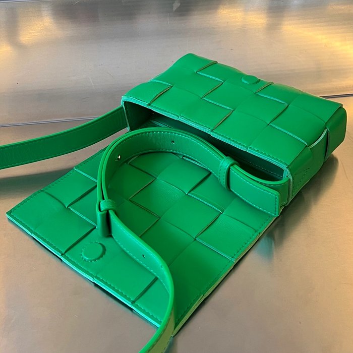 보테가베네타 스몰 카세트 큐브백 레플리카 미러급 SA급 S급 고퀄리티 가방 크로스백 [남성여성공용] 최상급 하이엔드 - best 58