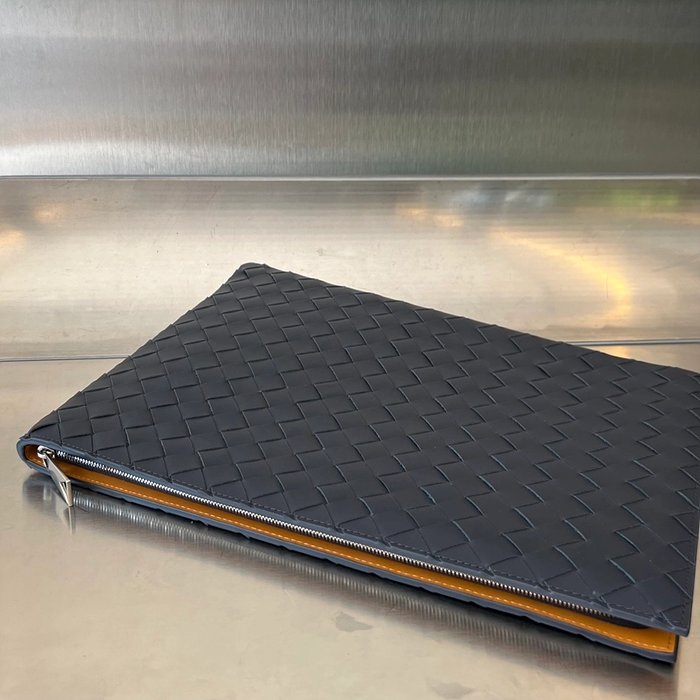 보테가베네타 하프 지퍼 파우치 클러치백 (10COLOR) 레플리카 미러급 SA급 S급 고퀄리티  [남성여성공용] - best 59