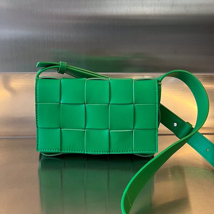 보테가베네타 스몰 카세트 큐브백 레플리카 미러급 SA급 S급 고퀄리티 가방 크로스백 [남성여성공용] 최상급 하이엔드 - best 59