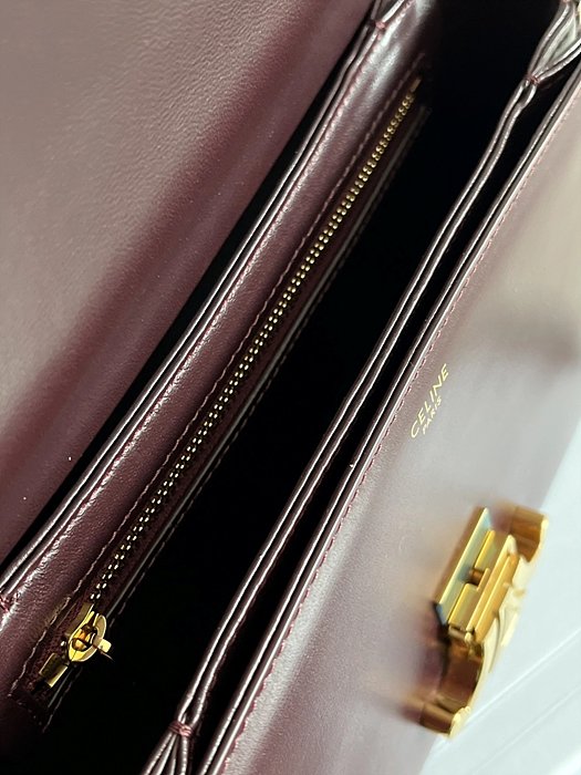 셀린느 레플리카 샤이니 카프스킨 틴 트리오페 백 188423BF4 64