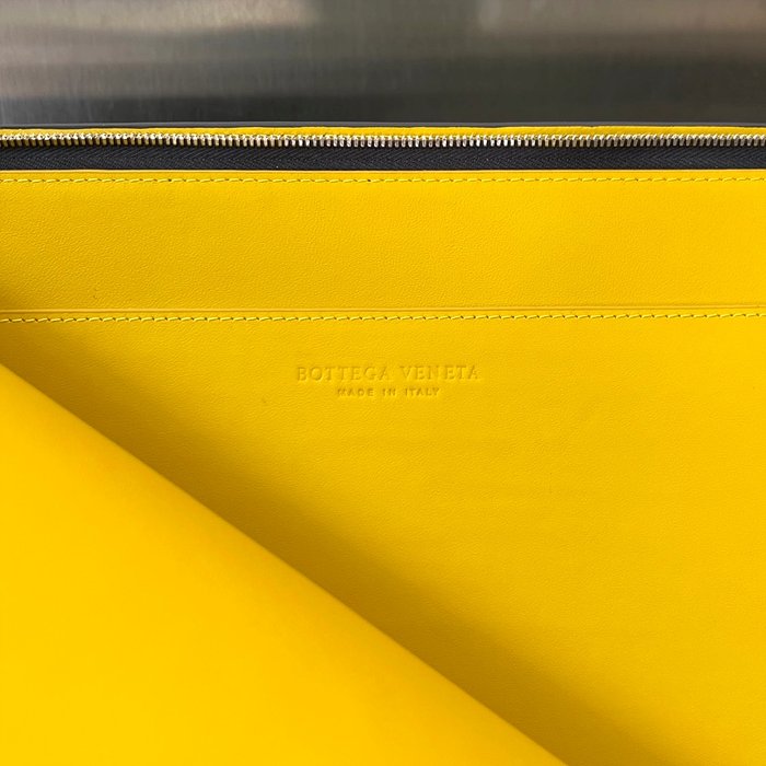 보테가베네타 하프 지퍼 파우치 클러치백 (10COLOR) 레플리카 미러급 SA급 S급 고퀄리티  [남성여성공용] - best 69