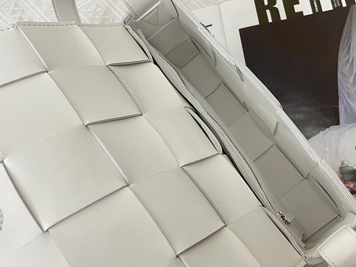 보테가 레플리카 인트레치아토 카세트백 578004 76