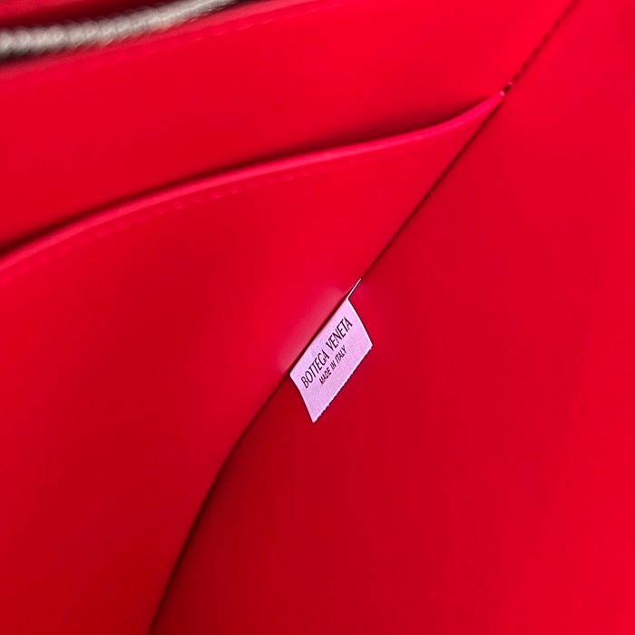 보테가베네타 하프 지퍼 파우치 클러치백 (10COLOR) 레플리카 미러급 SA급 S급 고퀄리티  [남성여성공용] - best 78