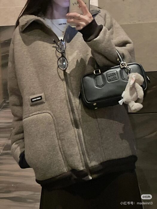 미우미우 코튼 플리스 지퍼 블루종 자켓 코드 레플리카 미러급 SA급 S급 고퀄리티 하이엔드 최상급 의류 [남성여성공용] 28