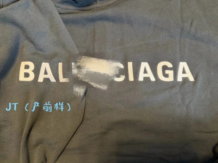 발렌시아가 모노그램 자수 OS핏 후드티 2컬러 레플리카 미러급 SA급 S급 고퀄리티 하이엔드 최상급 의류 [남성여성공용] 29