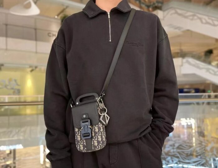 디올 반지퍼 맨투맨 카라티 블랙 레플리카 미러급 SA급 S급 고퀄리티 하이엔드 최상급 의류 [남성여성공용] 5