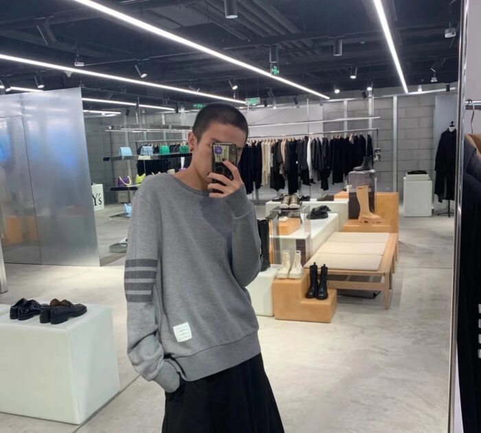 톰브라운 사선 크루넥 맨투맨 2컬러 레플리카 미러급 SA급 S급 고퀄리티 하이엔드 최상급 의류 [남성여성공용] 6