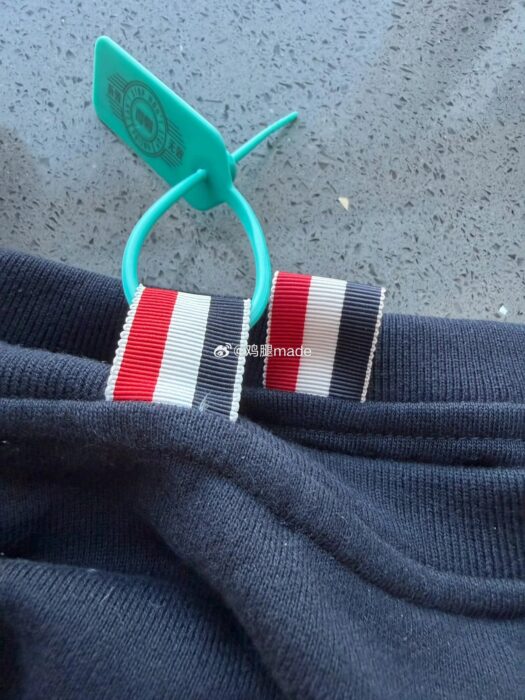 톰브라운 사선 크루넥 맨투맨 2컬러 레플리카 미러급 SA급 S급 고퀄리티 하이엔드 최상급 의류 [남성여성공용] 18