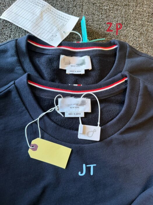 톰브라운 사선 크루넥 맨투맨 2컬러 레플리카 미러급 SA급 S급 고퀄리티 하이엔드 최상급 의류 [남성여성공용] 23