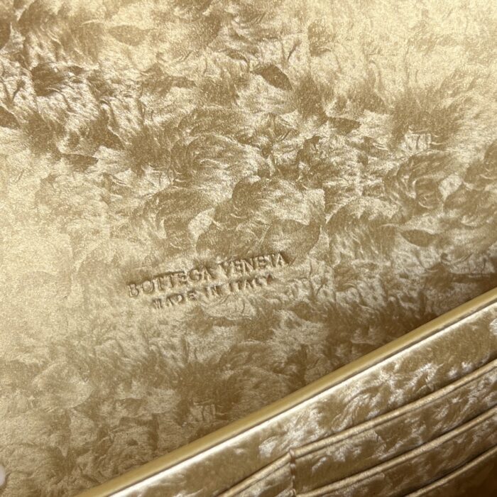 보테가베네타 안디아모 클러치 741511 빈티지 골드 레플리카 미러급 SA급 S급 고퀄리티 최상급 하이엔드 가방 [여성] 9