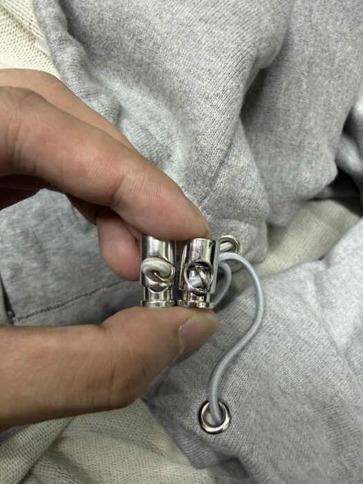 미우미우 지퍼 맨투맨 단색 자켓 그레이 레플리카 미러급 SA급 S급 고퀄리티 하이엔드 최상급 의류 [남성여성공용] 5