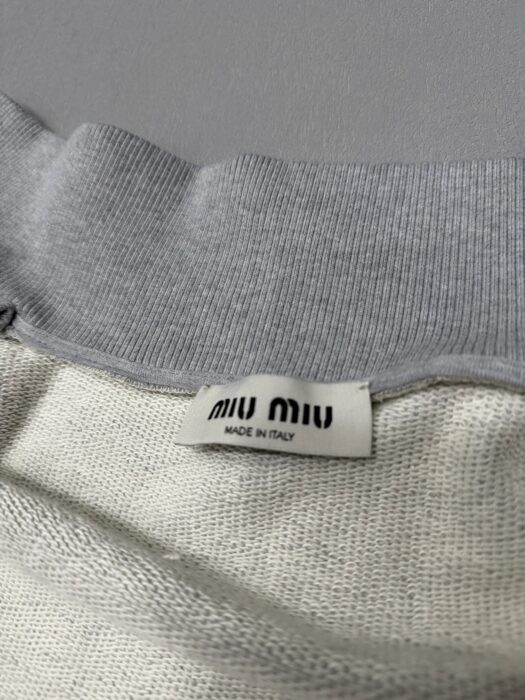 미우미우 지퍼 맨투맨 단색 자켓 그레이 레플리카 미러급 SA급 S급 고퀄리티 하이엔드 최상급 의류 [남성여성공용] 27