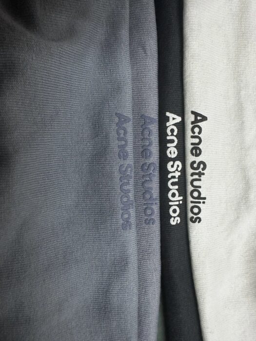  아크네스튜디오 미니 모노그램 반팔티 2컬러 레플리카 미러급 SA급 S급 고퀄리티 하이엔드 최상급 의류 [남성여성공용] 2