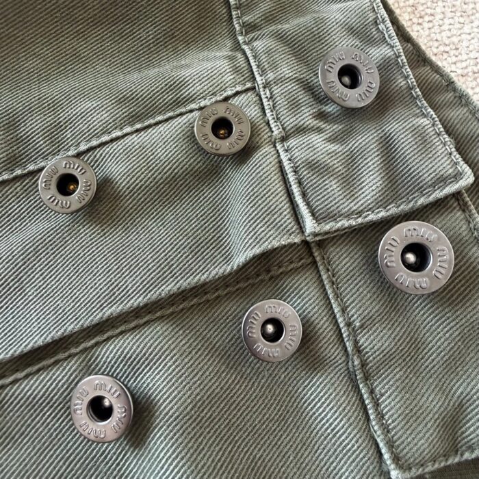 미우미우 뒷면 포켓 모노그램 카고 팬츠 올리브 레플리카 미러급 SA급 S급 고퀄리티 하이엔드 최상급 의류 [남성여성공용] 5