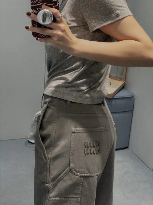 미우미우 뒷면 포켓 모노그램 카고 팬츠 올리브 레플리카 미러급 SA급 S급 고퀄리티 하이엔드 최상급 의류 [남성여성공용] 13