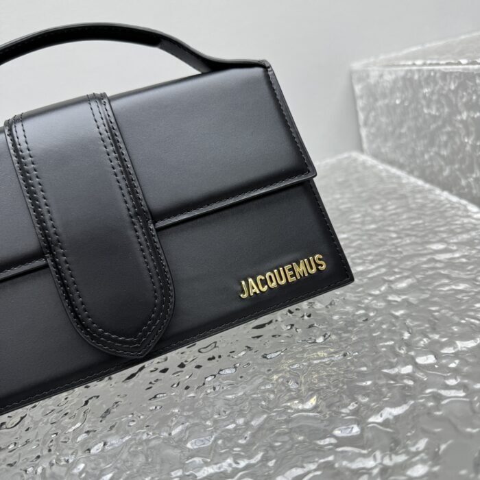 자크뮈스 밤비노 크로스바디 플랩백 블랙 금장 유광 레더 레플리카 미러급 SA급 S급 고퀄리티 최상급 하이엔드 가방 [여성] 10
