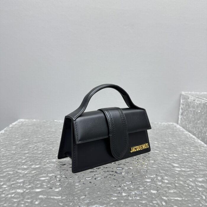 자크뮈스 밤비노 크로스바디 플랩백 블랙 스몰 금장 유광 레더 레플리카 미러급 SA급 S급 고퀄리티 최상급 하이엔드 가방 [여성] 5