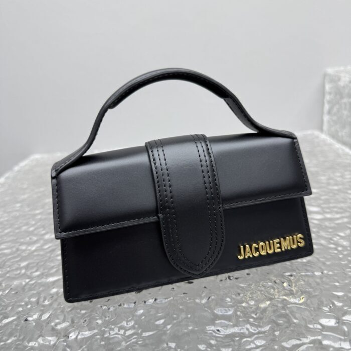 자크뮈스 밤비노 크로스바디 플랩백 블랙 스몰 금장 유광 레더 레플리카 미러급 SA급 S급 고퀄리티 최상급 하이엔드 가방 [여성] 7