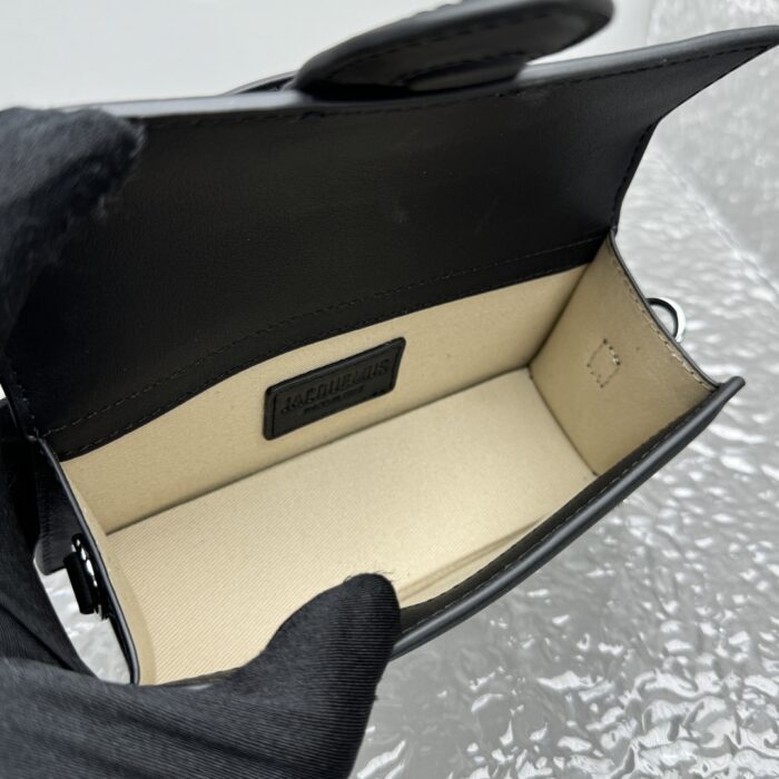 자크뮈스 밤비노 크로스바디 플랩백 블랙 스몰 은장 무광 레더 레플리카 미러급 SA급 S급 고퀄리티 최상급 하이엔드 가방 [여성] 3