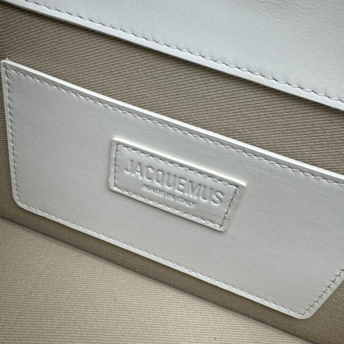 자크뮈스 르 밤비노 롱 플랩백 화이트 금장 레플리카 미러급 SA급 S급 고퀄리티 최상급 하이엔드 가방 [여성] 12