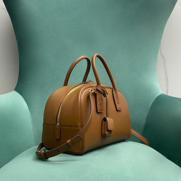 생로랑 삭 드 주르 보스턴 스무스 레더 스몰 토스티드 브라운 851694 레플리카 미러급 SA급 S급 고퀄리티 최상급 하이엔드 가방 [여성] 4