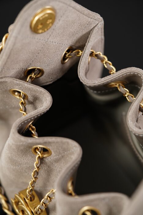 샤넬 25C 미니 핸드백 금장 스웨이드 골드 메탈 그레이 레플리카 미러급 SA급 S급 고퀄리티 최상급 하이엔드 가방 [여성] 15