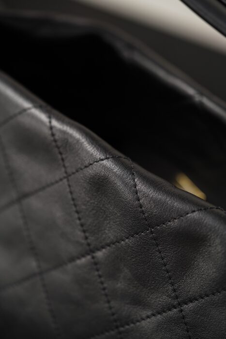 샤넬 26C 호보 백 블랙 금장 레플리카 미러급 SA급 S급 고퀄리티 최상급 하이엔드 가방 [여성] 10