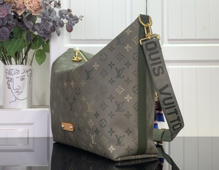 루이비통 배가본드 호보 카키 M27181 레플리카 미러급 SA급 S급 고퀄리티 최상급 하이엔드 가방 [남성여성공용] 4