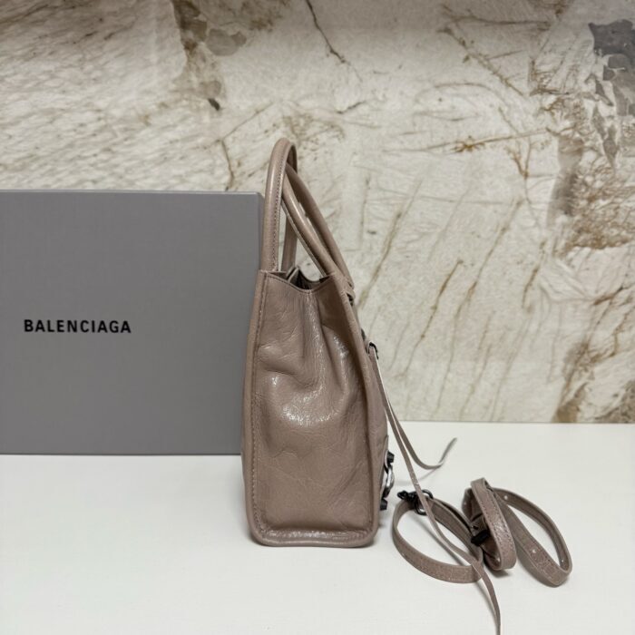 발렌시아가 르 시티 스몰 토트백 다크 베이지 레플리카 미러급 SA급 S급 고퀄리티 최상급 하이엔드 가방 [여성] 4