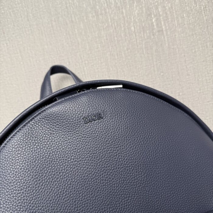 디올 x 하일톤 넬 라이더 2.0 집 백팩 그레인드 카프스킨 프린트 네이비 블루 화이트 레플리카 미러급 SA급 S급 고퀄리티 최상급 하이엔드 가방 [남성여성공용] 11
