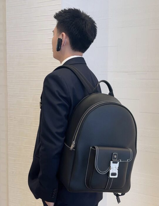 디올 그라인드 송아지 가죽 지퍼 백팩 1ADBA212YKK H00N 레플리카 미러급 SA급 S급 고퀄리티 최상급 하이엔드 가방 [남성여성공용]