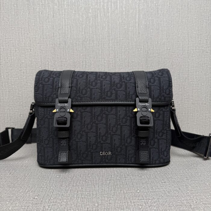 디올 오블리크 힛 더 로드 플랩 스트랩 백 블랙 1ESPO333YKY H03E 레플리카 미러급 SA급 S급 고퀄리티 최상급 하이엔드 가방 [남성여성공용] 3