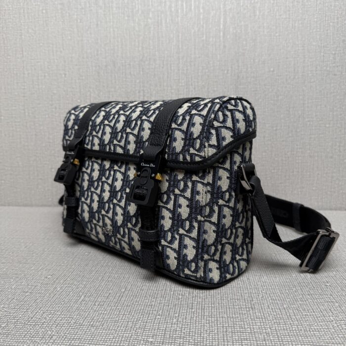 디올 오블리크 힛 더 로드 플랩 스트랩 백 베이지 1ESPO333YKY H27E 레플리카 미러급 SA급 S급 고퀄리티 최상급 하이엔드 가방 [남성여성공용] 6