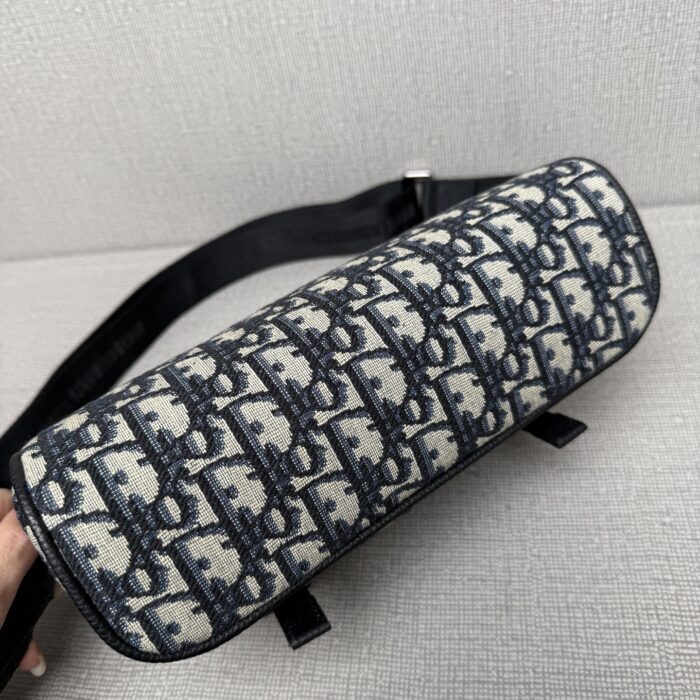 디올 오블리크 힛 더 로드 플랩 스트랩 백 베이지 1ESPO333YKY H27E 레플리카 미러급 SA급 S급 고퀄리티 최상급 하이엔드 가방 [남성여성공용] 9