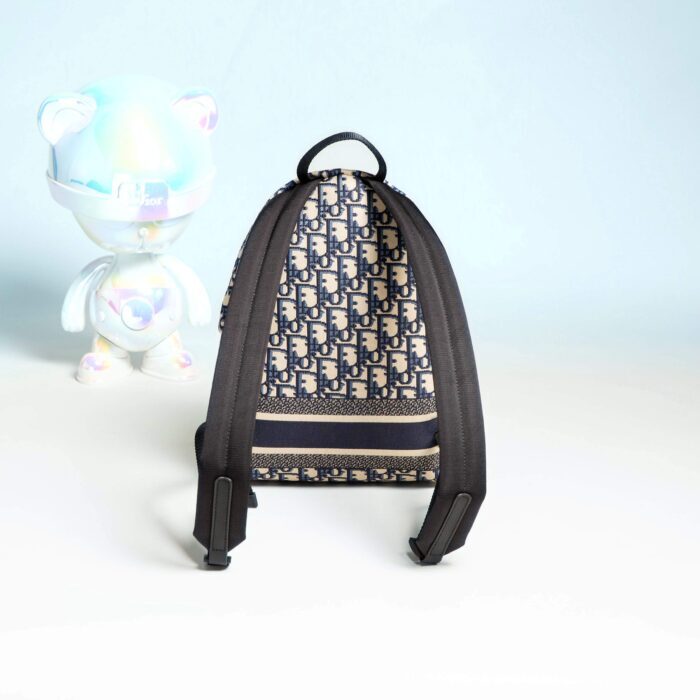 디올 스몰 트래블 백팩 블루 오블리크 M6108SDGI M928 레플리카 미러급 SA급 S급 고퀄리티 최상급 하이엔드 가방 [남성여성공용] 3