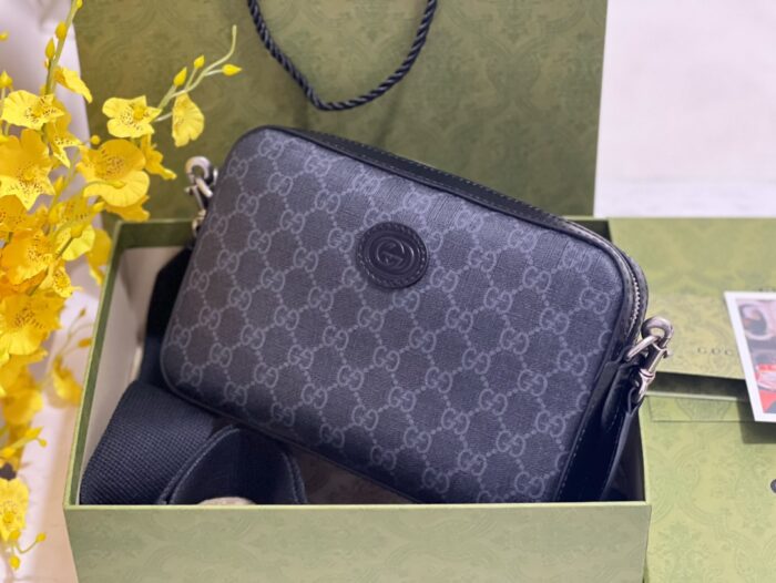 구찌 숄더백 인터로킹 G 블랙 슈프림 703468 레플리카 미러급 SA급 S급 고퀄리티 최상급 하이엔드 가방 [남성여성공용] 5